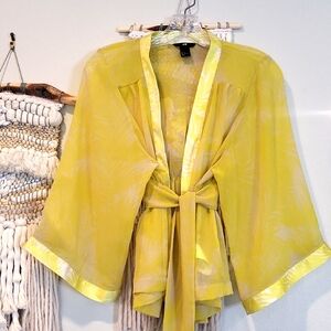 0/2 H&M Palm Leaves 3/4 Sleeve Satin Trimmed Short Sheer Kimono